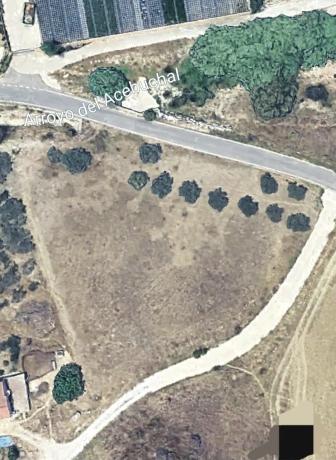 Terreno en camino del Comendador