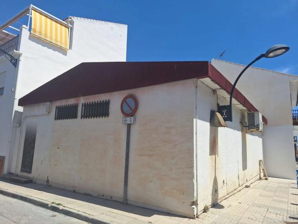Terreno en calle Huelva s/n