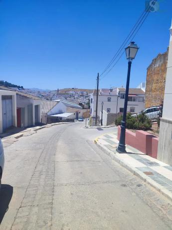 Terreno en calle Antonio Machado