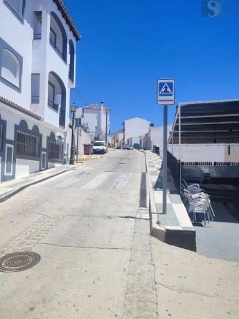 Terreno en calle Antonio Machado