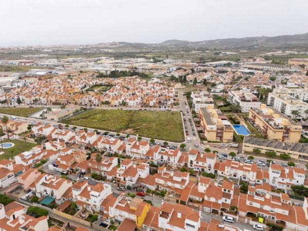 Terreno en calle Lichi, 3