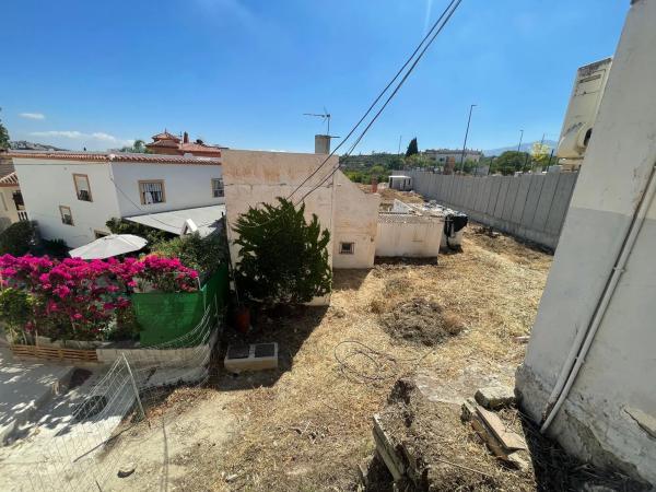 Terreno en calle Rocio, 15