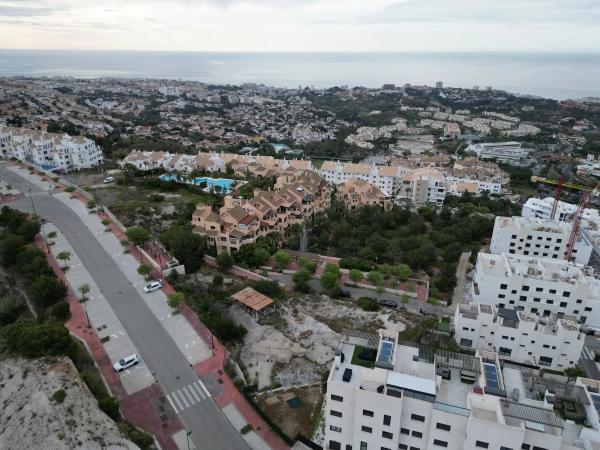 Terreno en avenida Rocas Blancas