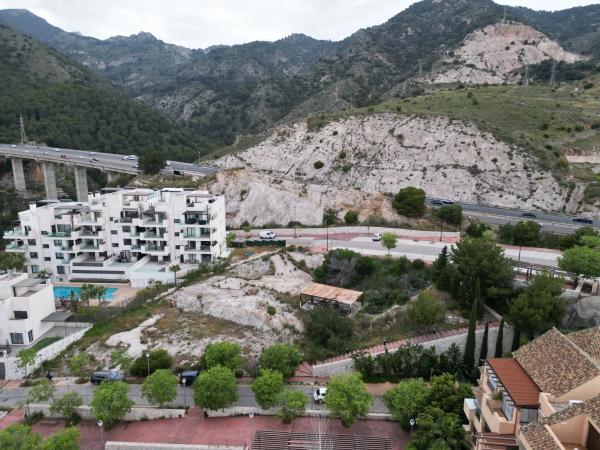 Terreno en avenida Rocas Blancas
