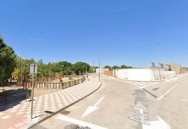 Terreno en calle Carmen de Burgos, 1