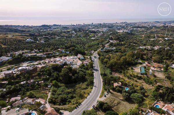 Terreno en calle Alcaparras