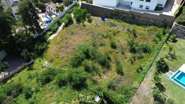 Terreno en calle Castaño