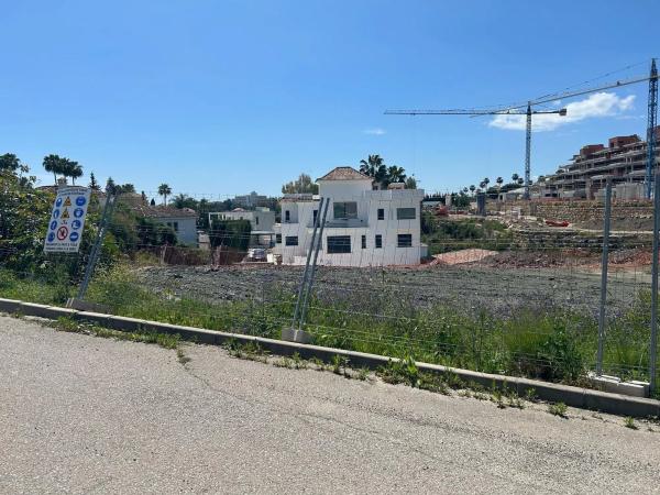 Terreno en calle Endrinas, 17