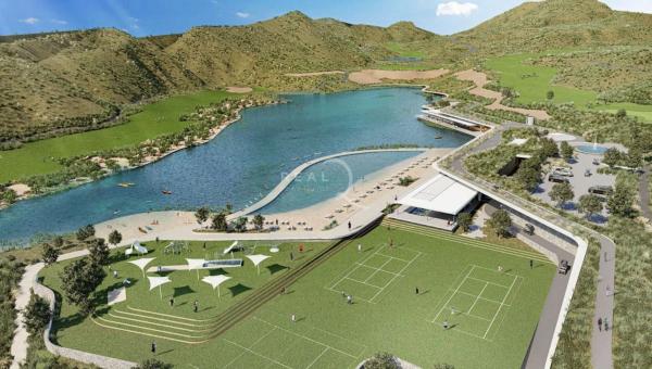 Terreno en avenida Real de la Quinta s/n