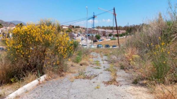 Terreno en calle Jardinera