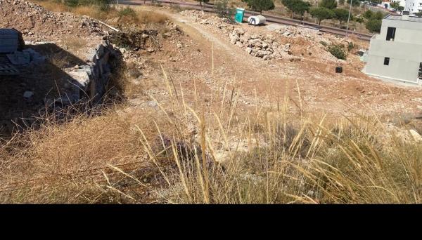 Terreno en calle Santangelo, 12