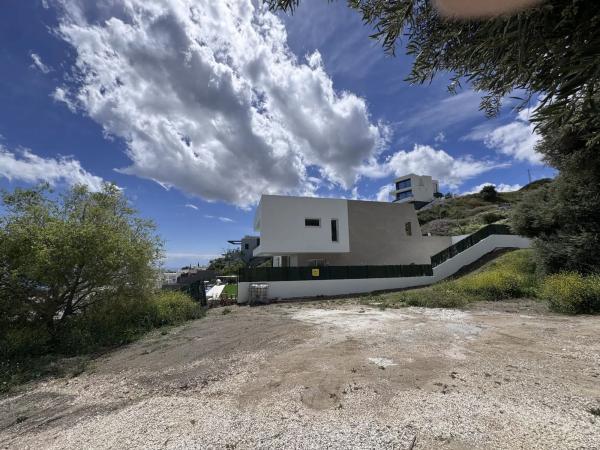 Terreno en calle Araucaria
