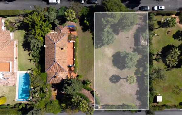 Terreno en Barrio Paraiso-Barronal