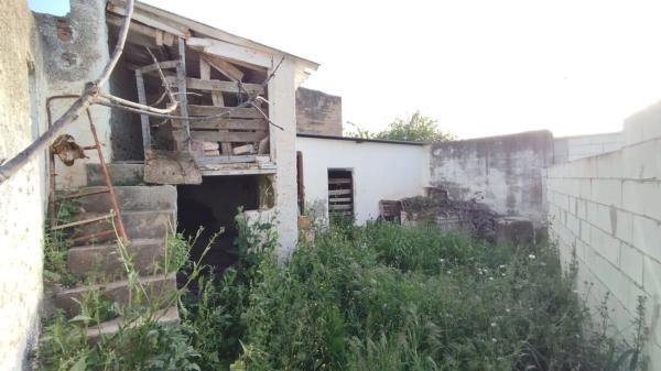 Terreno en calle Quinta