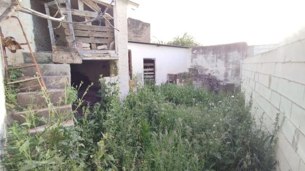 Terreno en calle Quinta