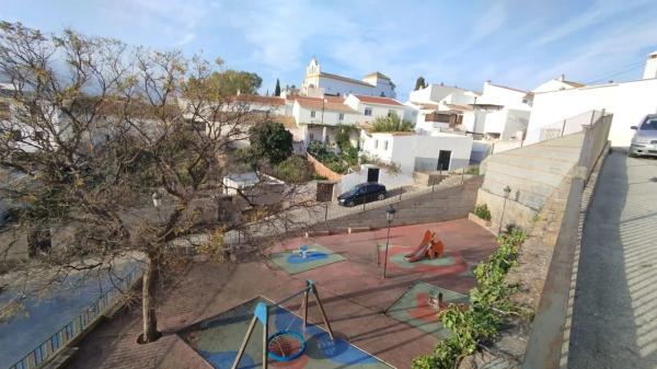 Terreno en calle Quinta