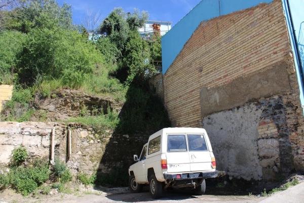 Terreno en calle Genal