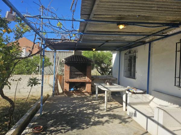 Terreno en calle los Almendros