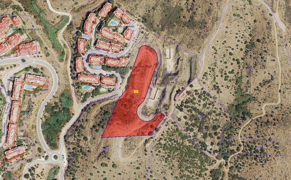 Terreno en Barrio Sitio de Calahonda