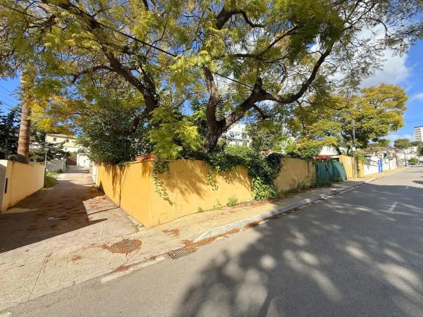 Terreno en calle los Jazmines