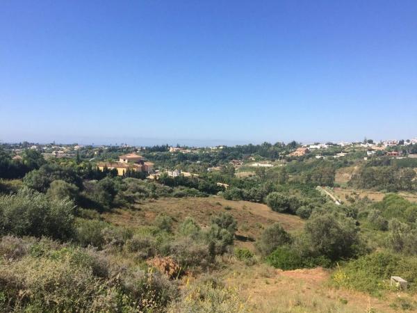 Terreno en calle del Alcornoque