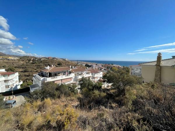 Terreno en calle Acebuche, 25