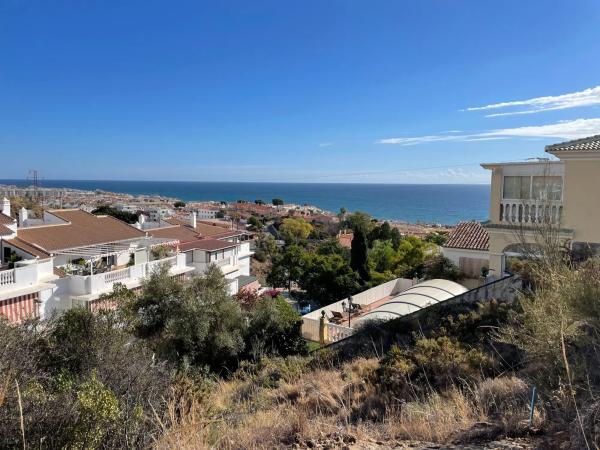 Terreno en calle Acebuche, 25