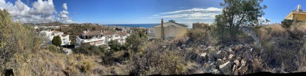 Terreno en calle Acebuche, 25