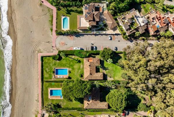 Terreno en avenida del Rhin, 1