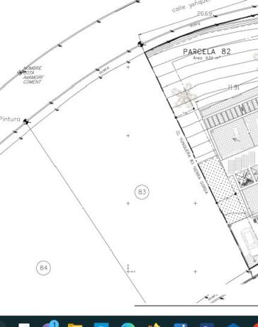 Terreno en calle Yunquera, 83