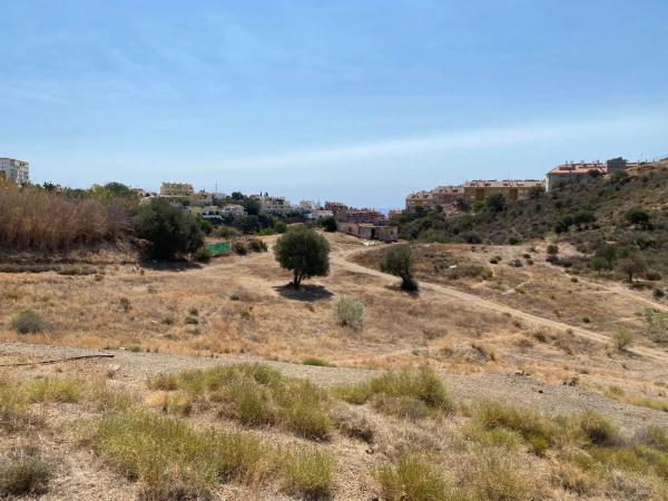Terreno en camino de la Cantera