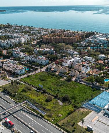 Terreno en calle de la Luna