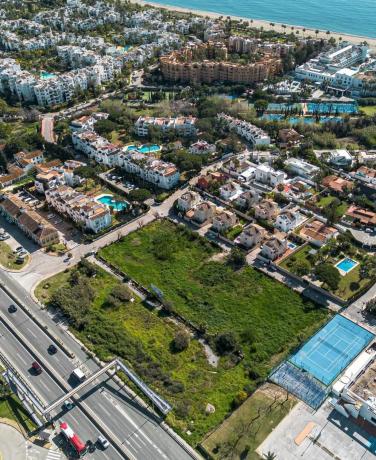 Terreno en calle de la Luna