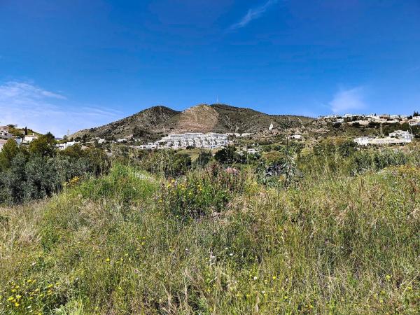 Terreno en calle Torcal, 20