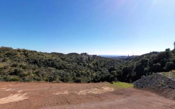 Terreno en Urb. Real de La Quinta, C. Lago Constanza, 29678 Benahavís, Málaga, España