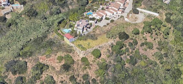 Terreno en calle del Pinsapo, 37