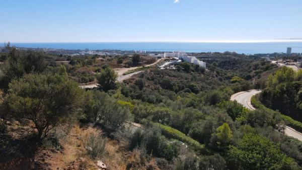 Terreno en carretera de Lomas de Marbella, 182