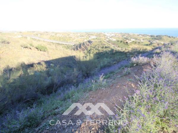 Terreno en Benajarafe