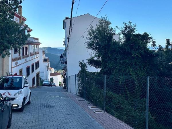 Terreno en Ojén pueblo