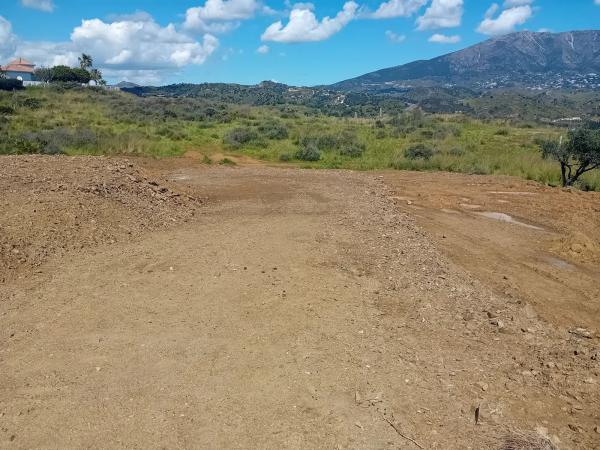 Terreno en carretera de la Cala a Entrerrios s/n
