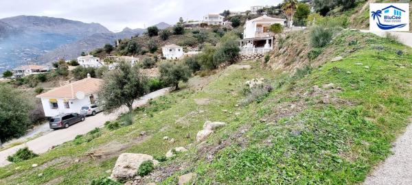 Terreno en Urb. El Mirador de la Axarquia