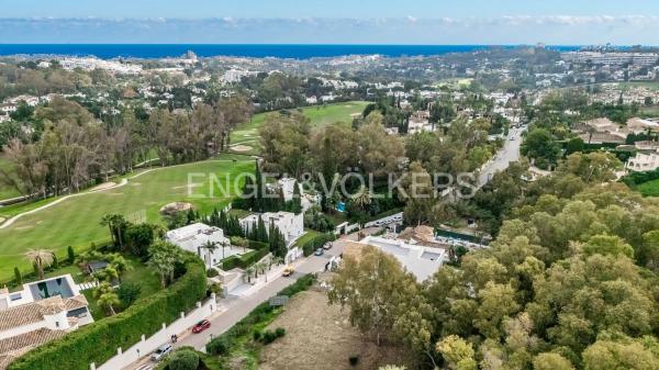 Terreno en calle Pléyades