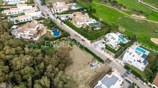 Terreno en calle Pléyades