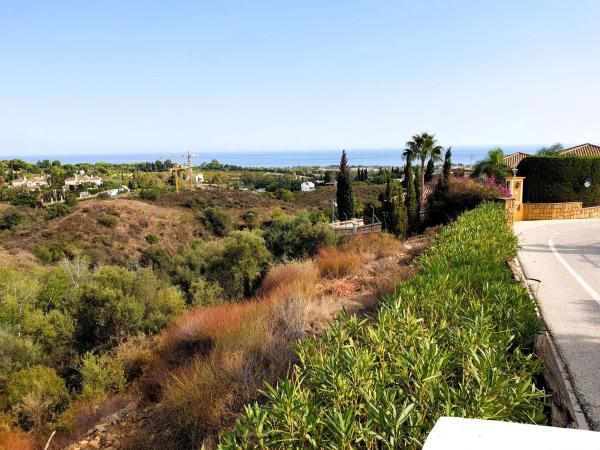 Terreno en Urbanización Marbella Hill Club, 10