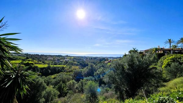 Terreno en Urbanización Marbella Hill Club, 10