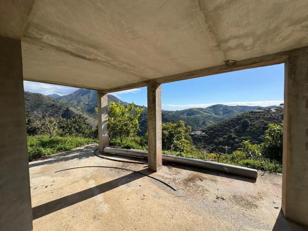 Terreno en avenida de Canillas