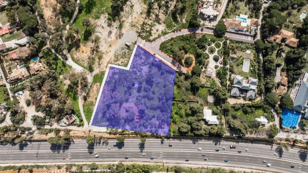 Terreno en Barrio La Carolina-Guadalpín