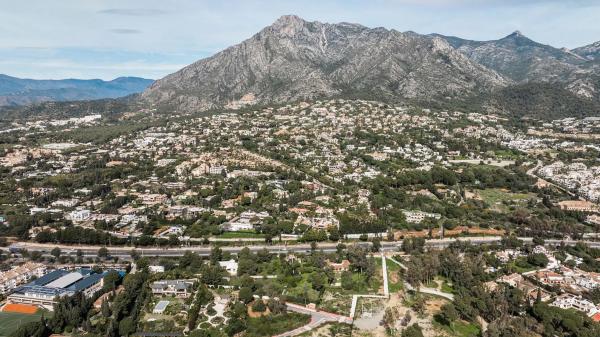 Terreno en Barrio La Carolina-Guadalpín