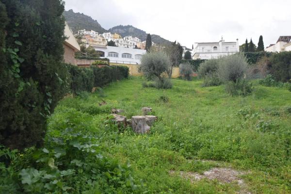 Terreno en calle Rioja, 65