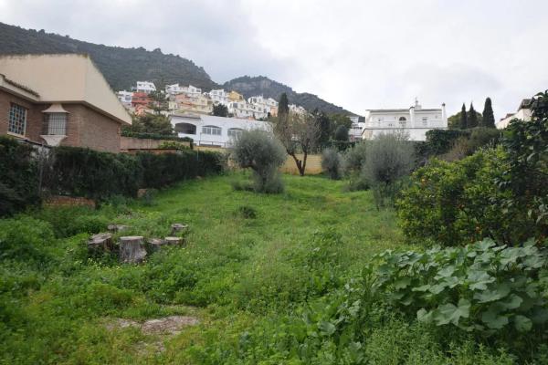 Terreno en calle Rioja, 65